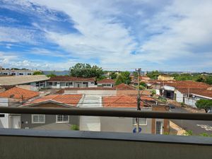 Image 10 - 920532