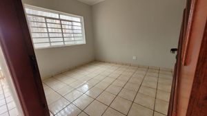 Image 37 - 920535