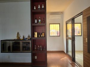 Image 20 - 920536