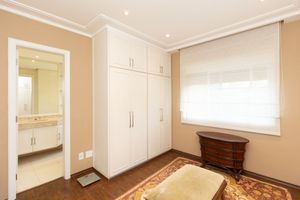 Image 32 - 920544