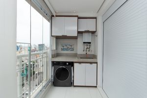 Image 12 - 920561