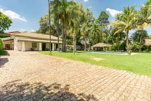 Image 30 - 920573