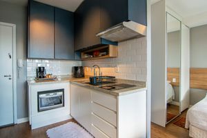 Image 3 - 920577