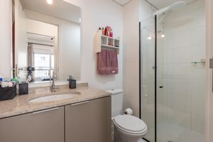 Image 19 - 920592