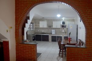 Image 37 - 920595