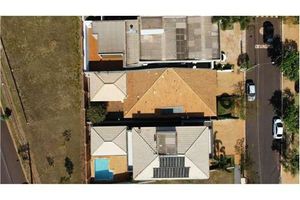 Image 13 - 920596