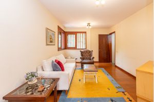 Image 31 - 920605
