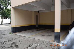 Image 33 - 920620