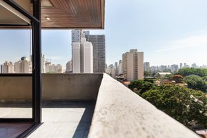 Image 18 - 920621