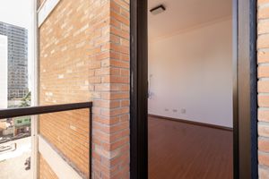 Image 36 - 920621