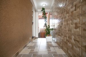 Image 62 - 920626