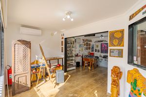 Image 25 - 920645