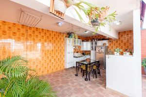 Image 33 - 920652