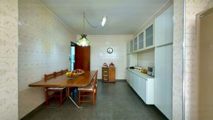 Image 39 - 920652