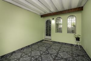 Image 11 - 920655