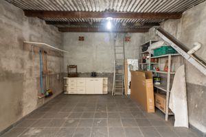 Image 16 - 920655