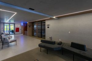 Image 33 - 920663