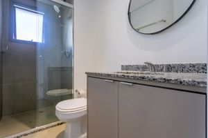 Image 9 - 920663