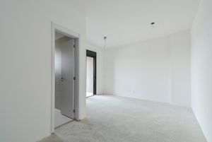 Image 19 - 920664