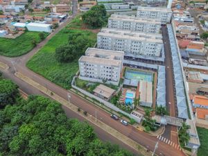 Image 9 - 920666