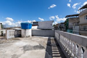 Image 31 - 920670