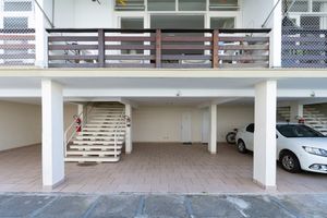 Image 29 - 920674