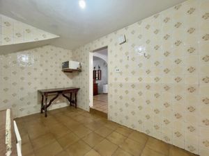 Image 34 - 920677
