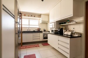 Image 7 - 920678