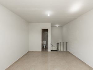 Image 4 - 920679