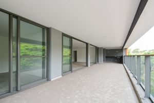 Image 15 - 920683