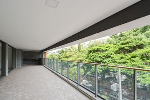 Image 16 - 920683