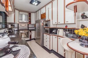 Image 31 - 920685