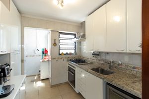 Image 31 - 920687