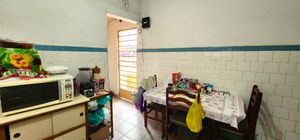 Image 27 - 920707