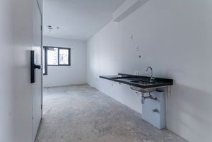 Image 17 - 920711