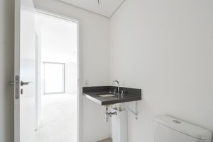 Image 19 - 920714