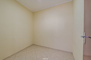 Image 15 - 920724