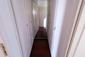 Image 34 - 920742