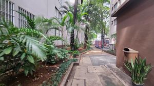 Image 20 - 920753