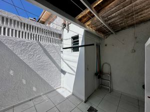 Image 19 - 920759