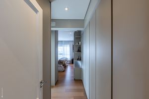 Image 25 - 920760