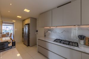 Image 37 - 920760