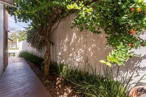 Image 9 - 920777
