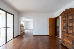 Image 4 - 920782