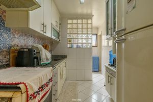 Image 8 - 920793