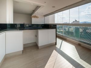 Image 32 - 920808