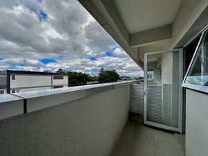 Image 25 - 920842