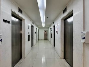 Image 34 - 920842
