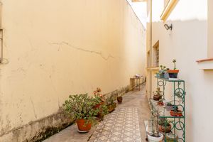 Image 24 - 920855