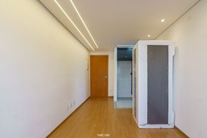Image 4 - 920878